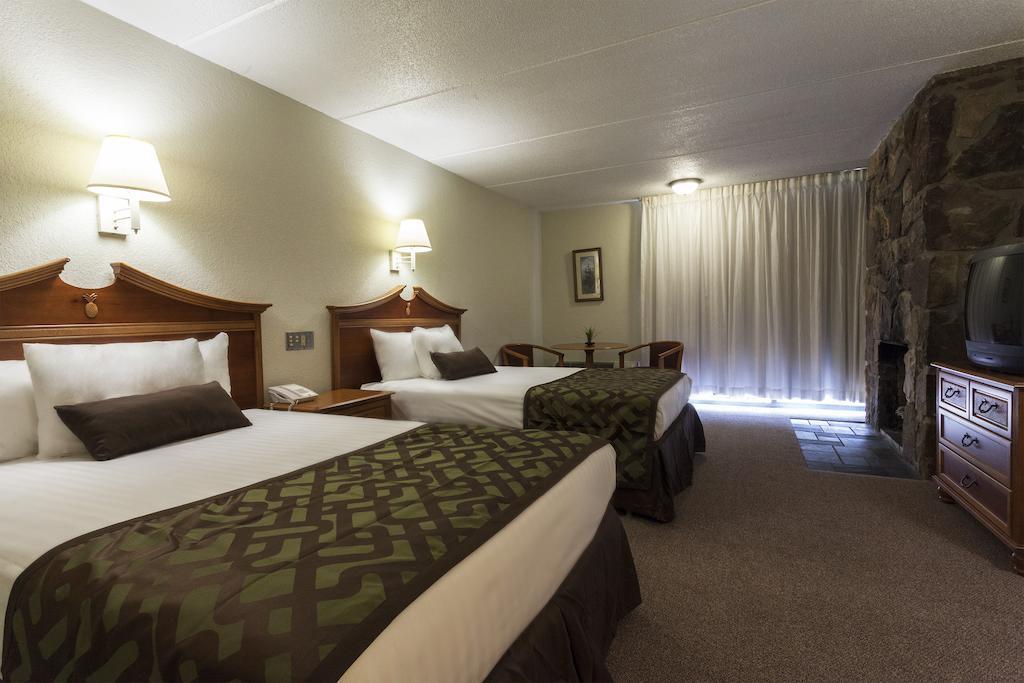 Four Seasons Motor Lodge 蓋特林堡 客房 照片