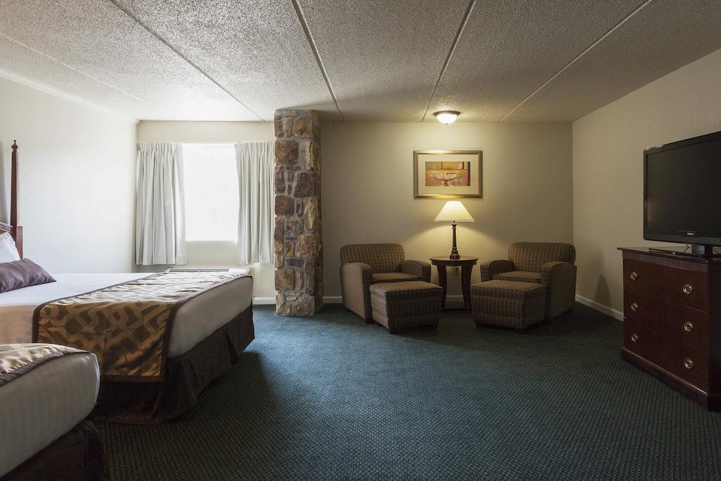Four Seasons Motor Lodge 蓋特林堡 客房 照片