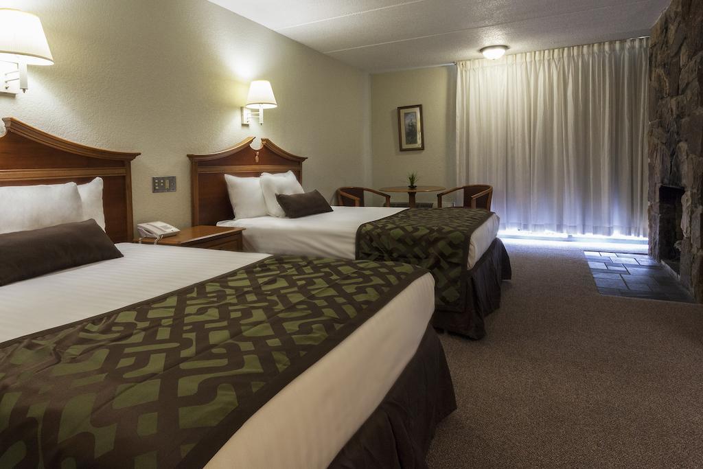 Four Seasons Motor Lodge 蓋特林堡 外观 照片